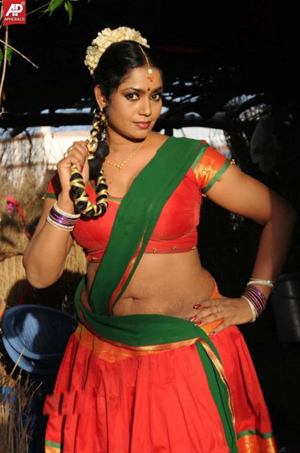 Side Actress Jayavani Hot Stills