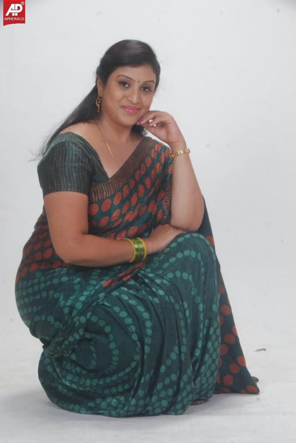 Side Actress Hot Stills