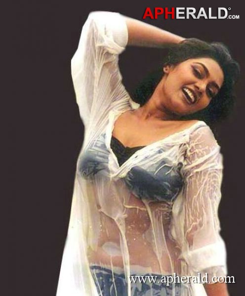 Silk Smitha Hot Pics