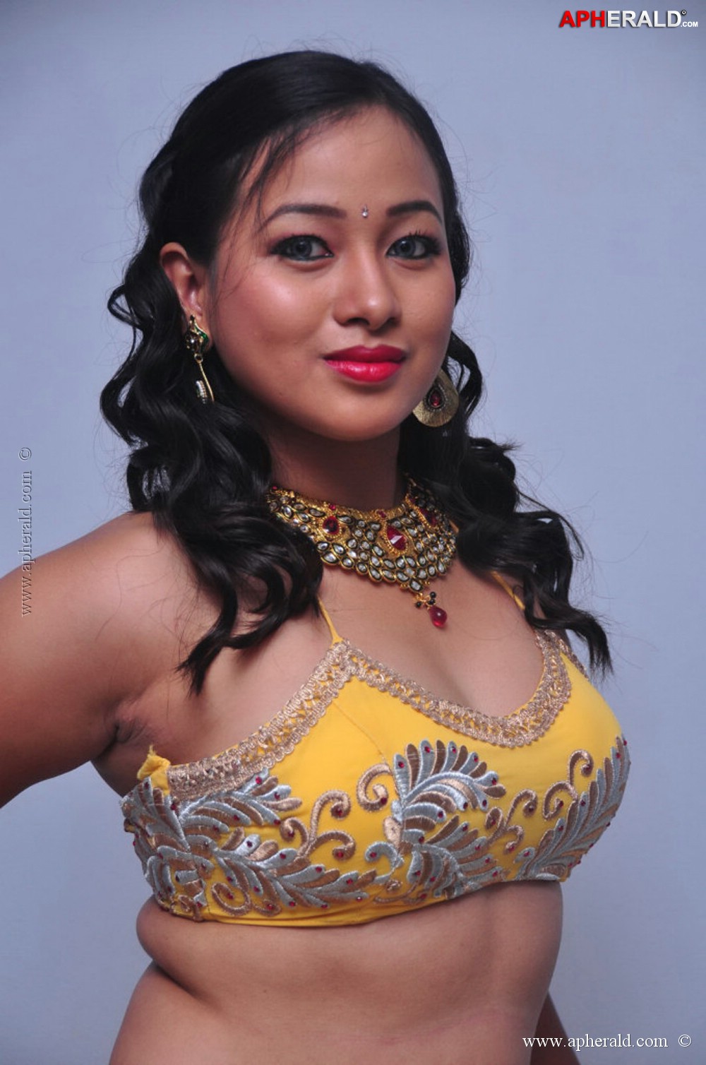 Sneha Hot Stills