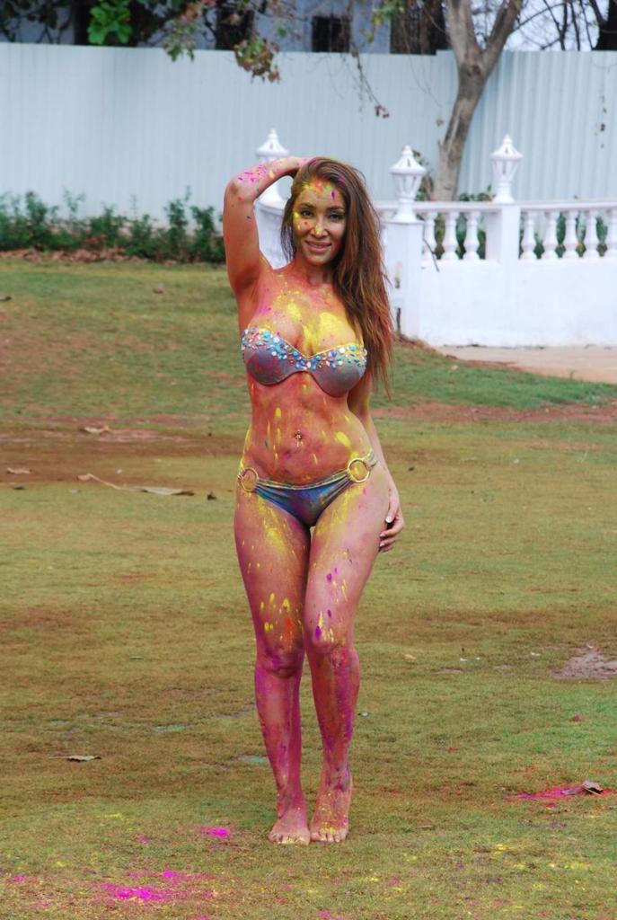 Sofia Hayat bikini Holi Photoshoot