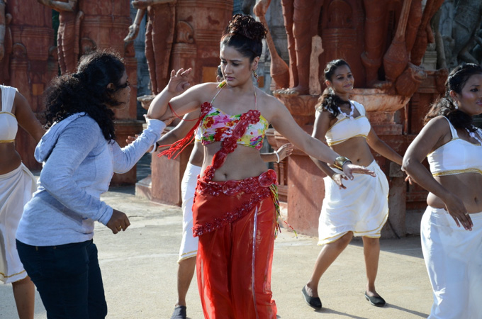 Sonia Agarwal Latest Hot Stills