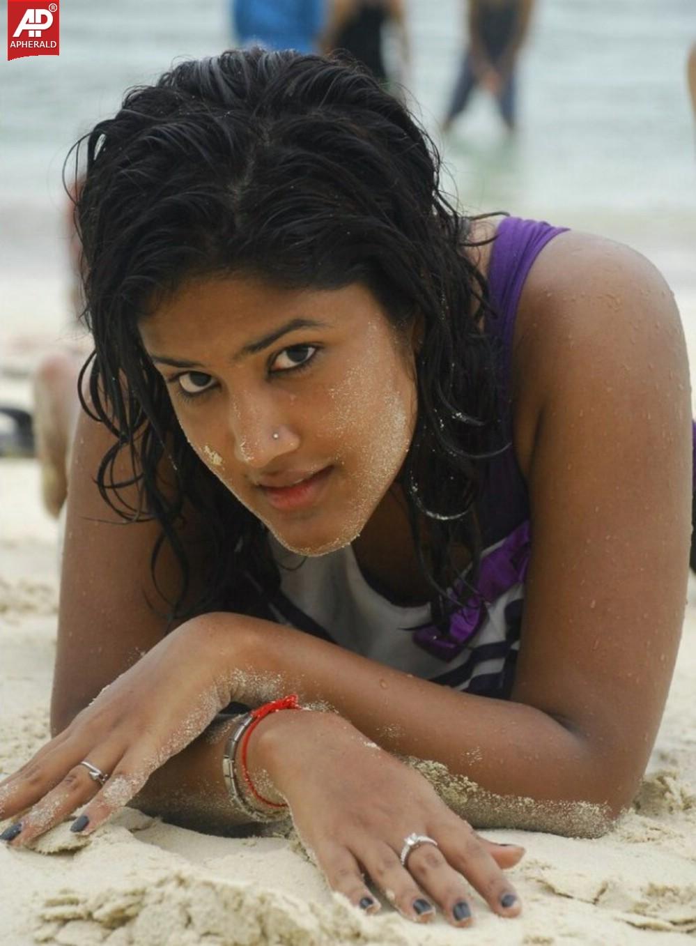 Soumya Bollapragada Spicy Pics