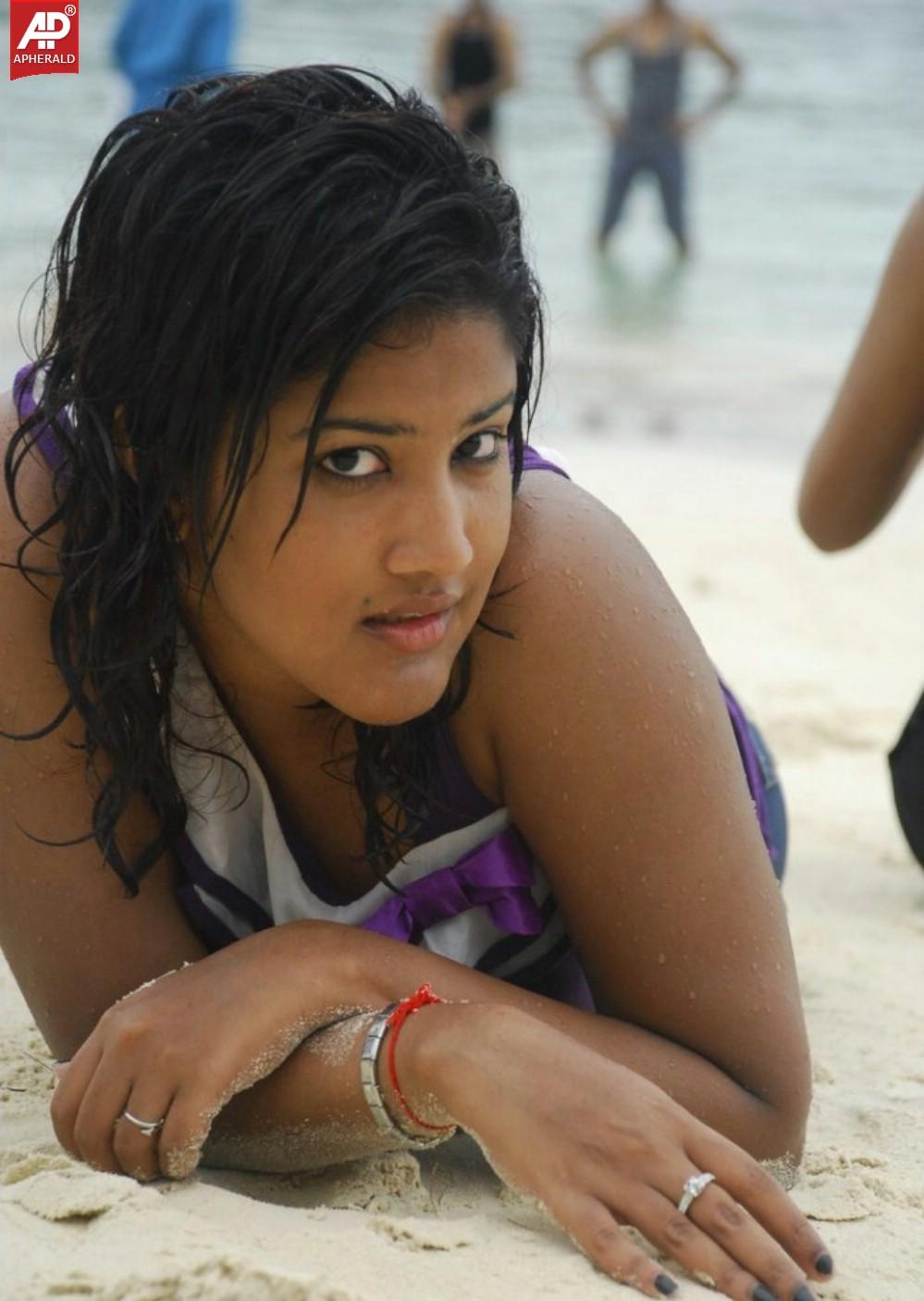 Soumya Bollapragada Spicy Pics