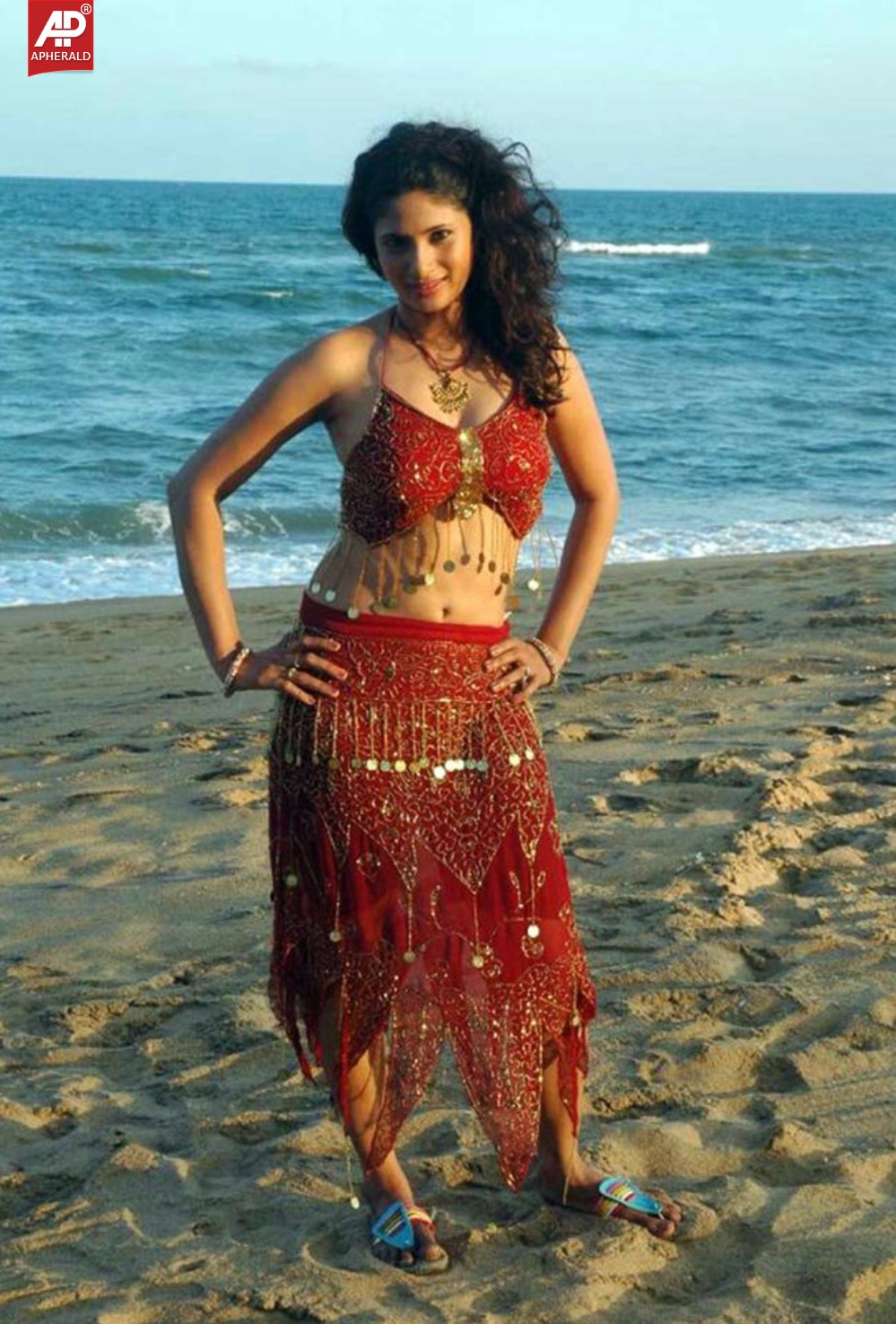 South Actress Sriji Hot Pics