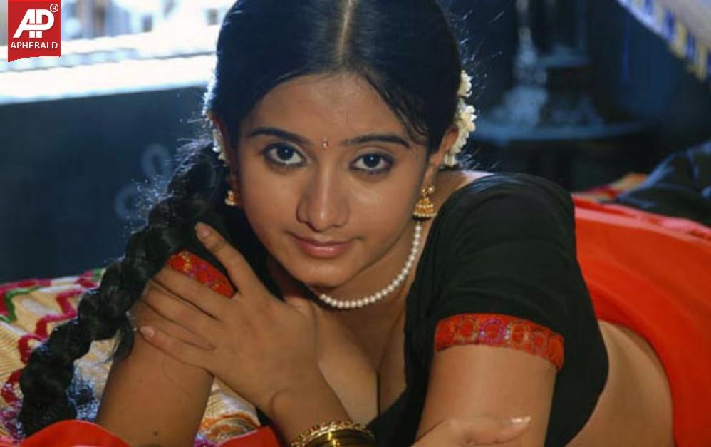 South Indian Actress Navel Show