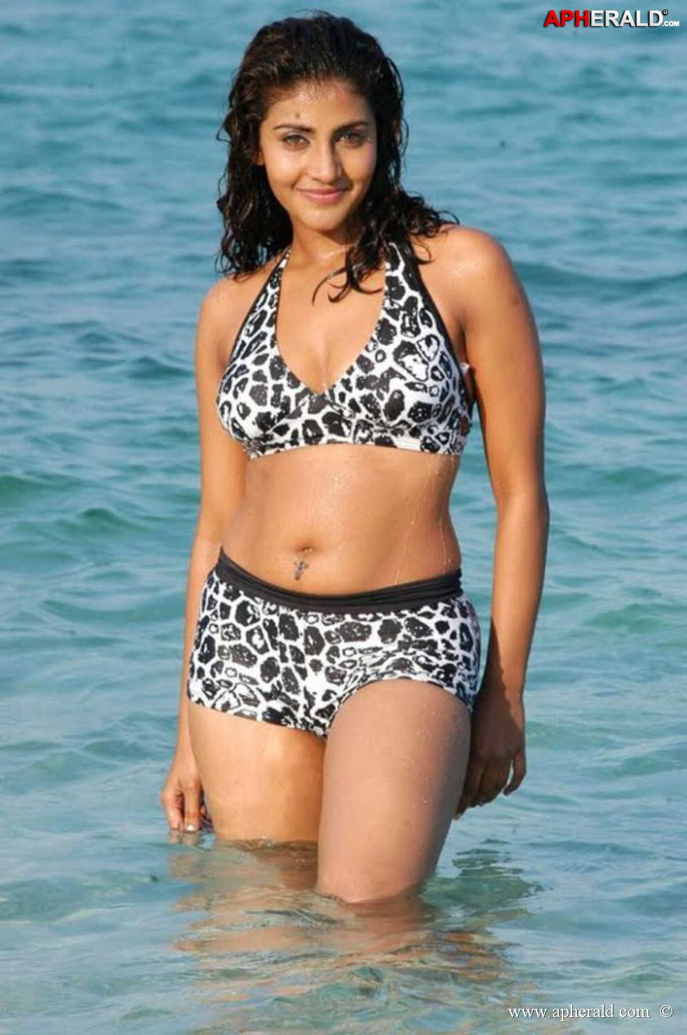 South Indian Actress Navel Show Photos