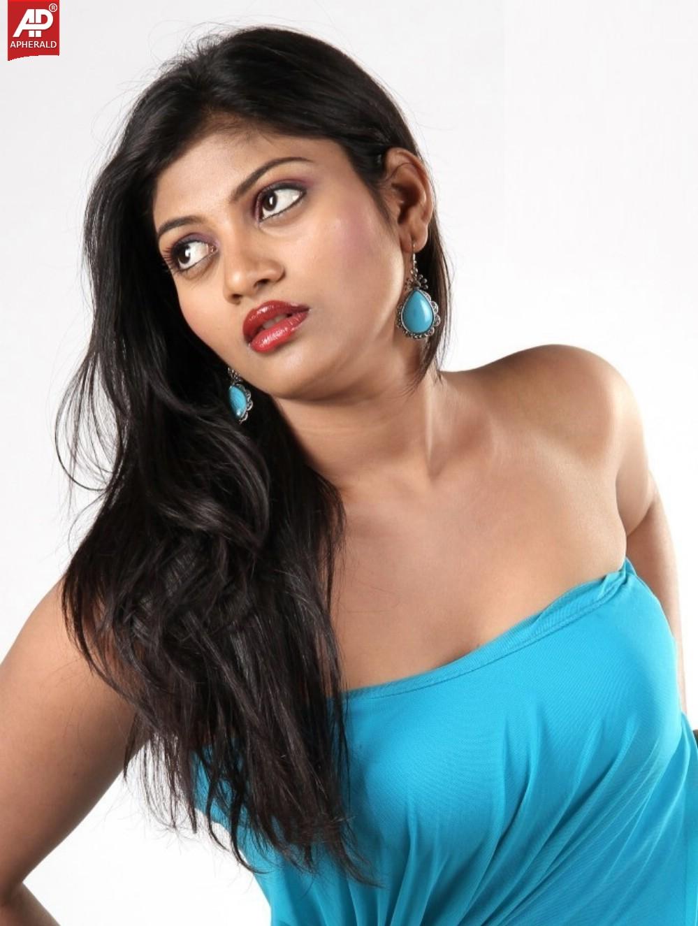 Sowmya Latest Hot Photos