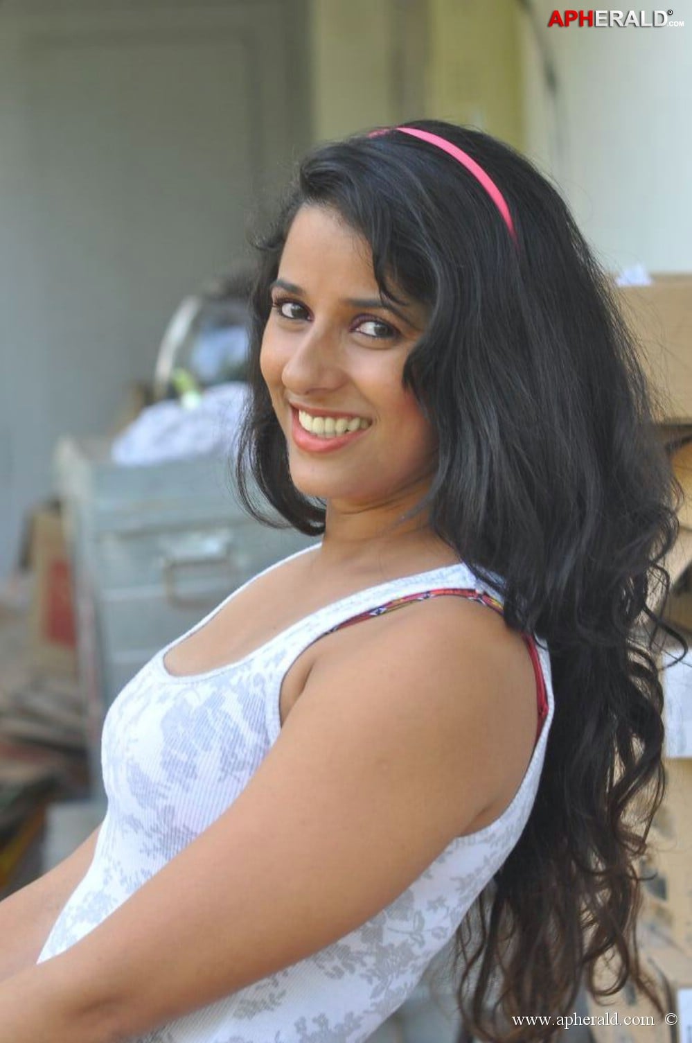 Sravya Reddy Hot Photos