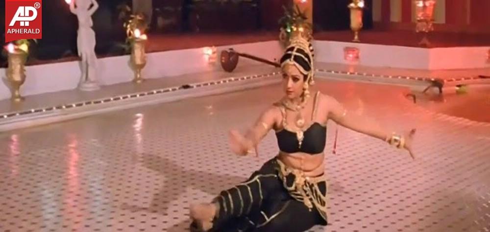 Sridevi Hot Photos