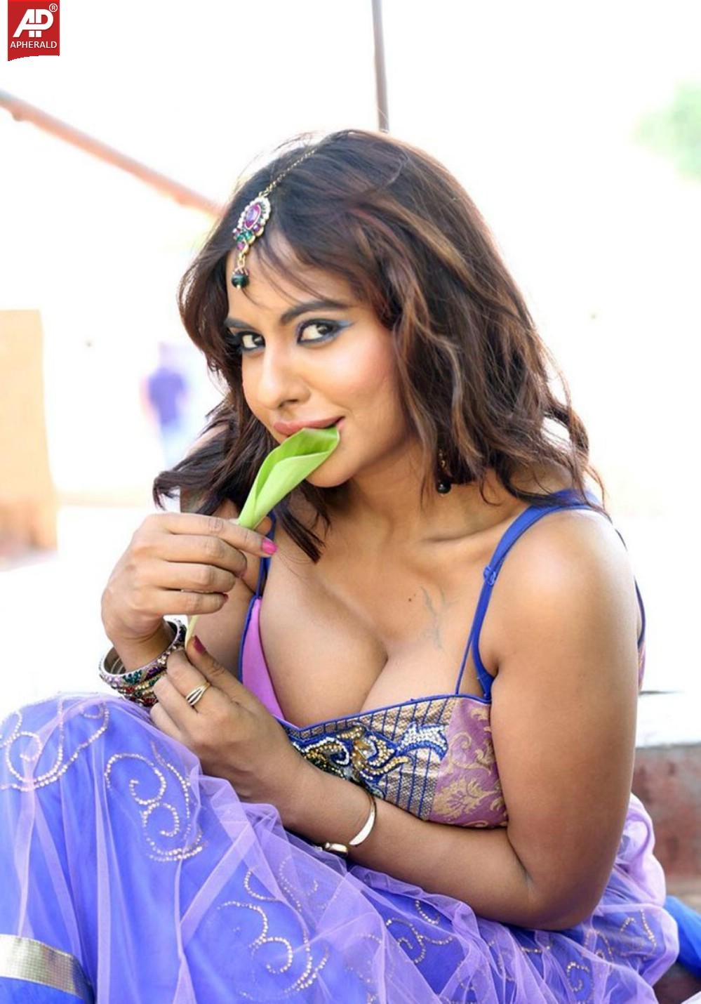 Srilekha Reddy Hot Pictures