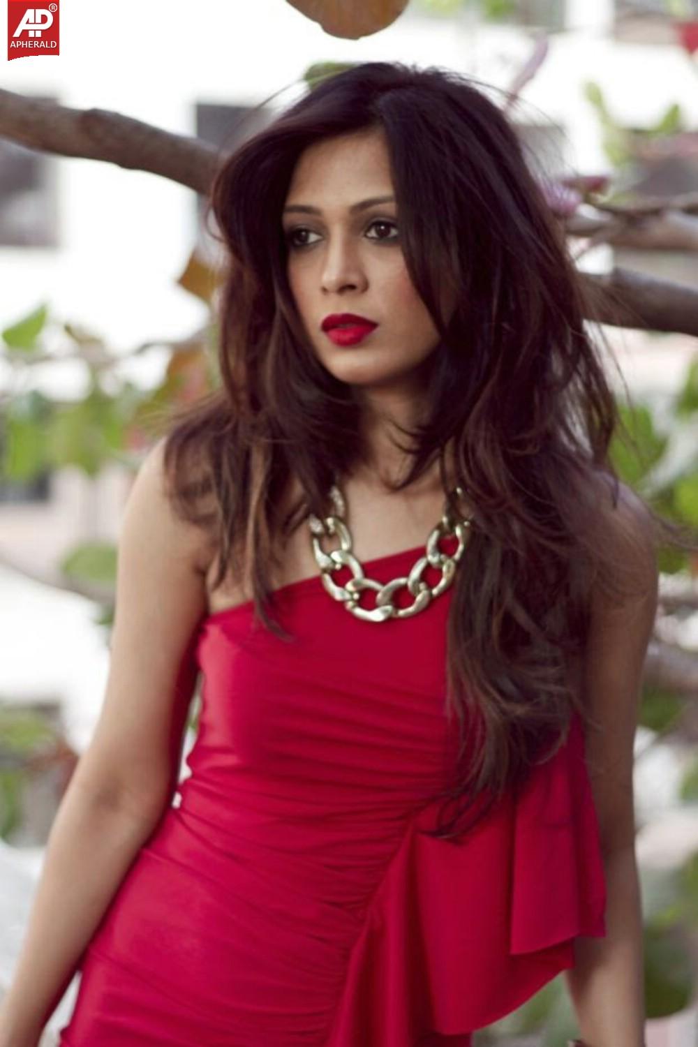 Supriya Kashari Latest Hot Photos