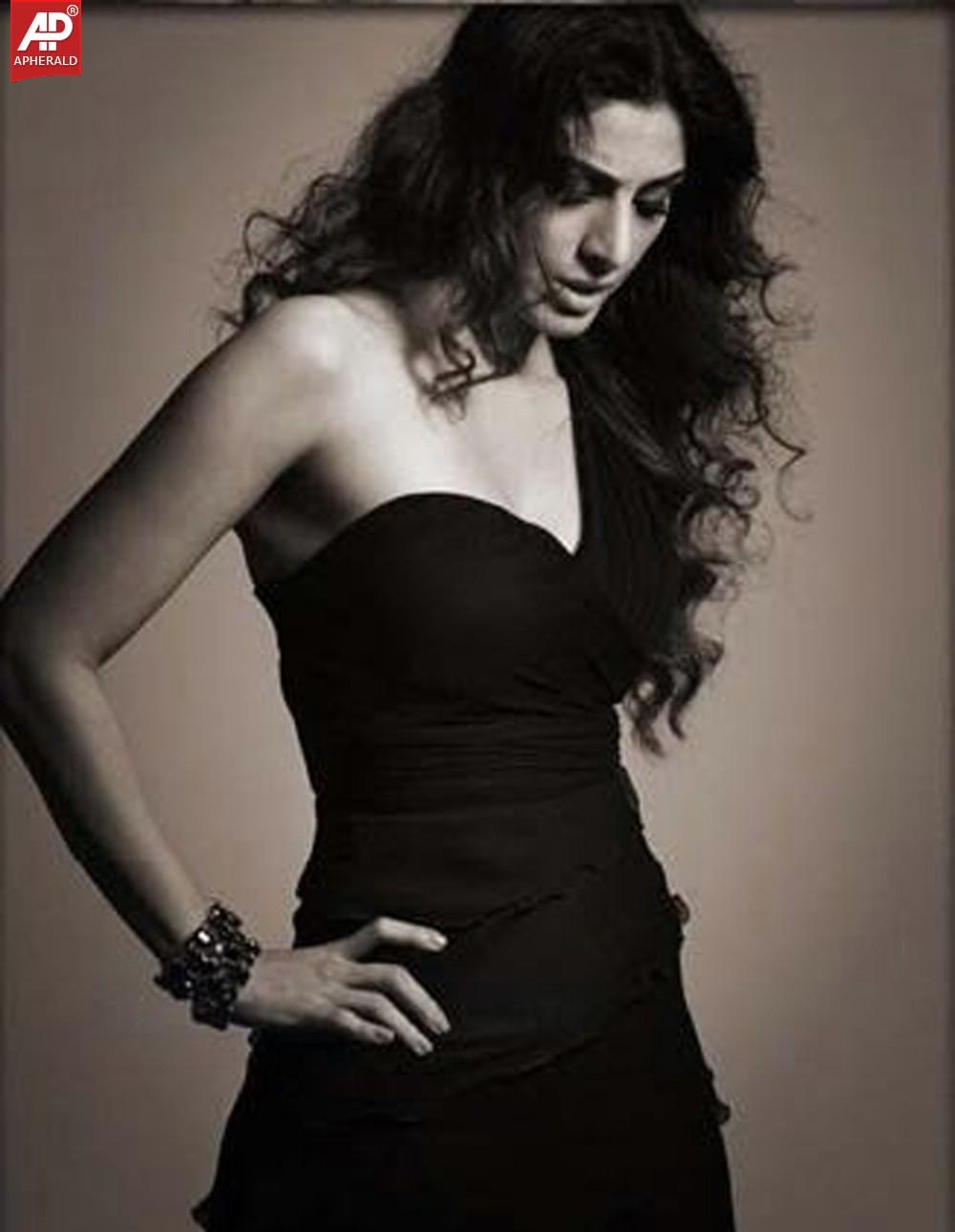 Tabu Latest Photo Shoot