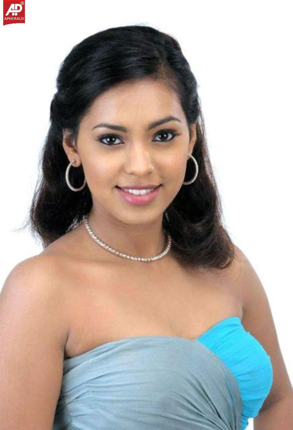 Tamil Actress Shammu Hot Pics