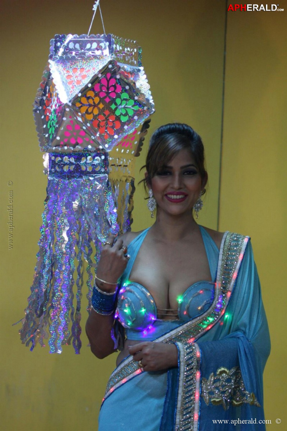 Tanisha Singh Diwali Special Photoshoot