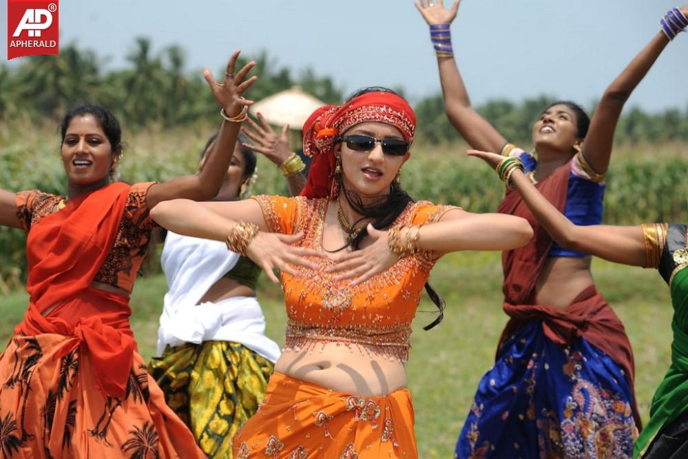 Tanvi Vyas Hot Dance Photos