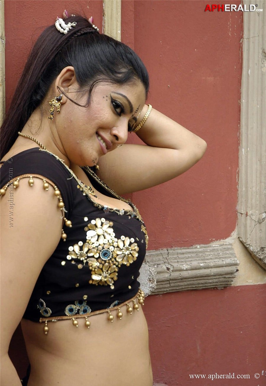 Taslima Sheikh Hot Pics