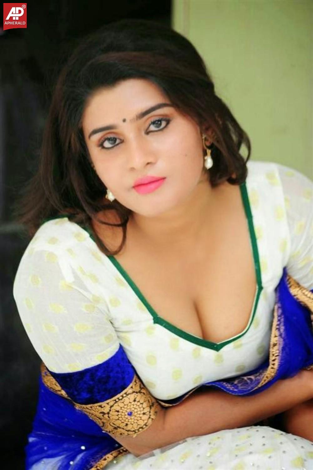 Telugu Actress Hot Photos