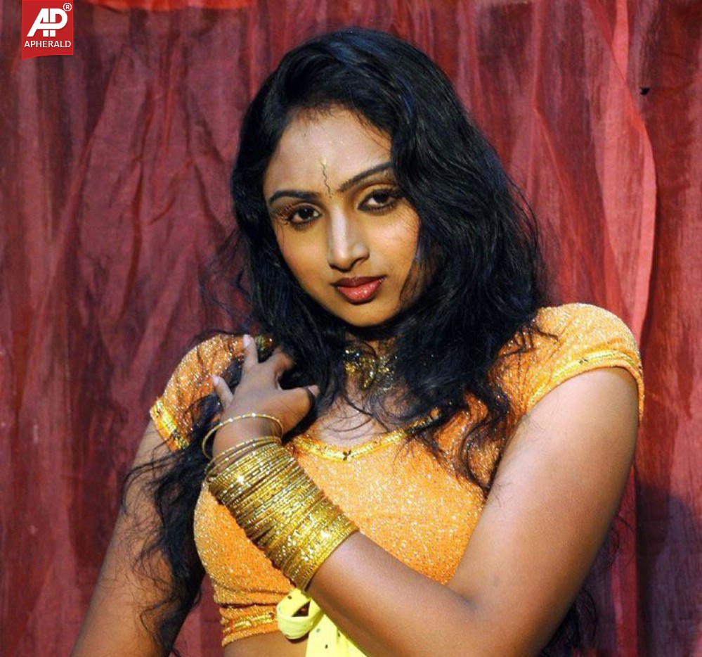 Telugu actress waheeda hot pictures