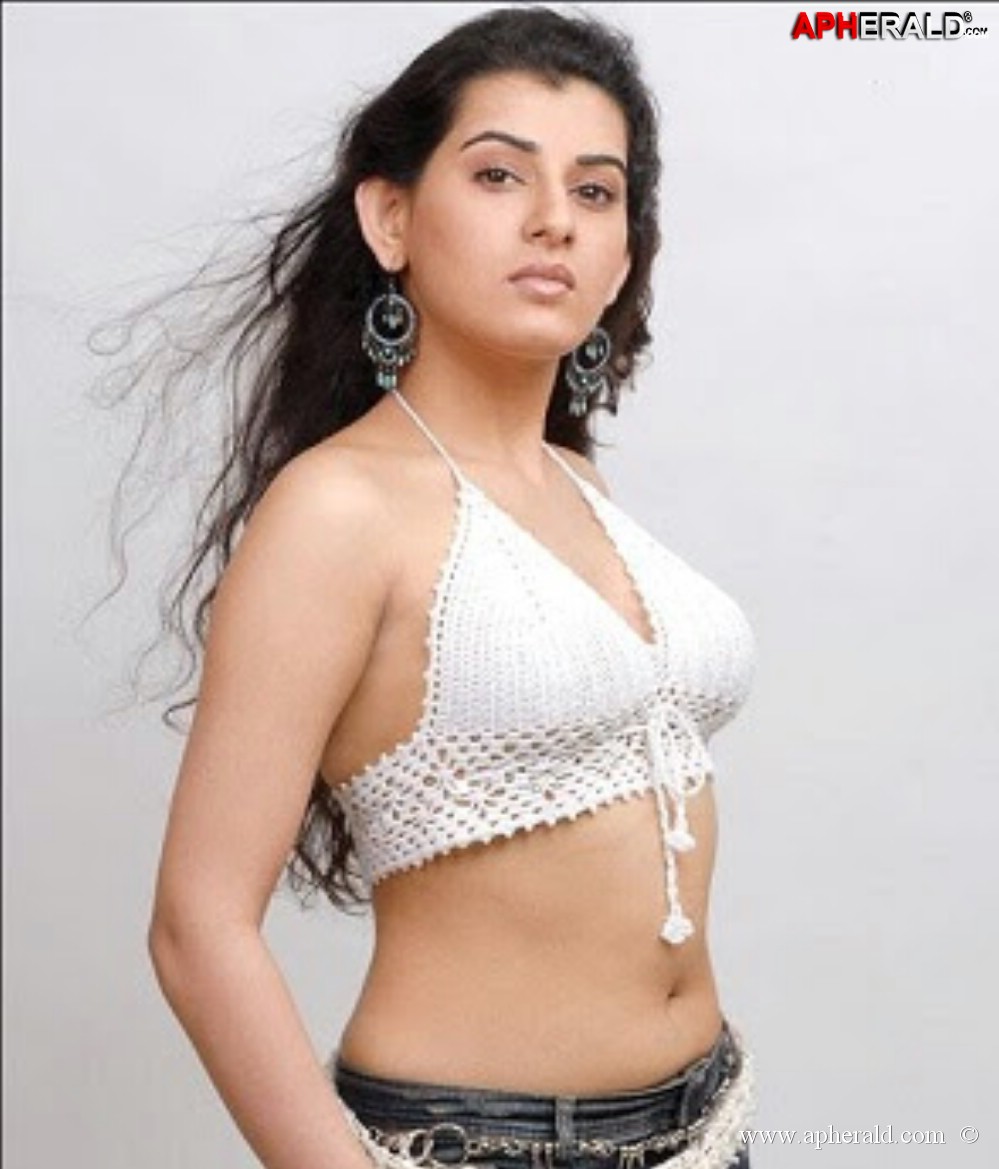 telugu heroine Archana Veda pics