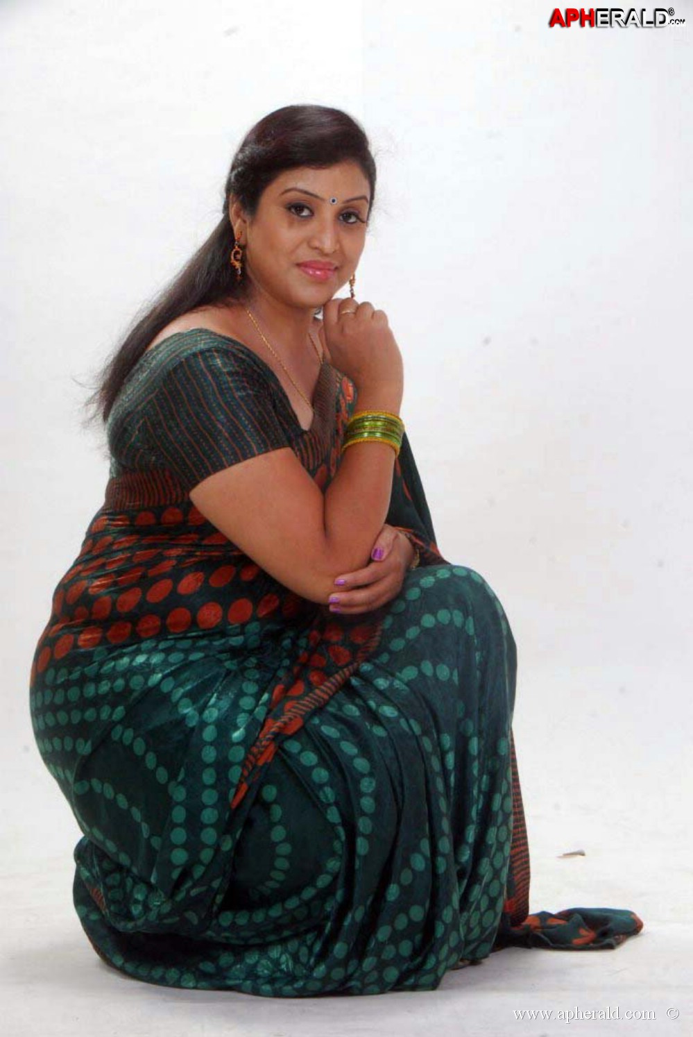 telugu side actress hot pics