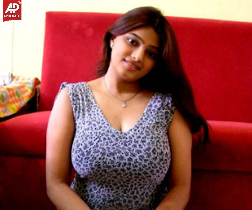 Telugu TV Anchors Hot Pics