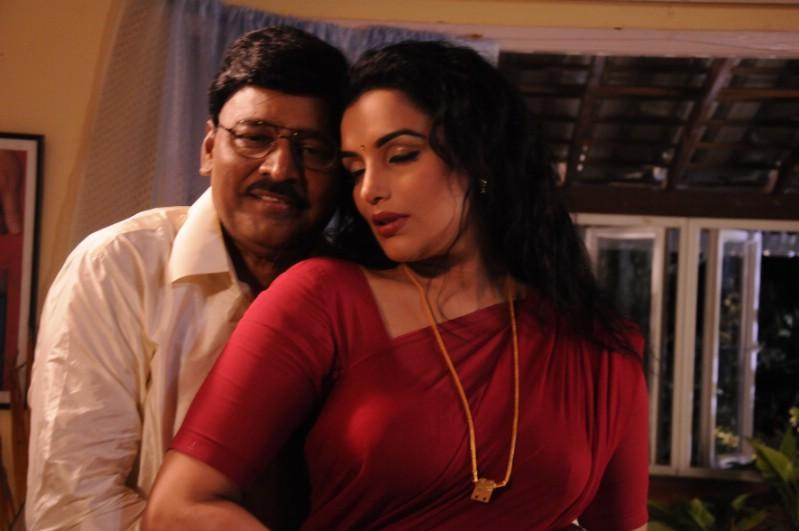 Thunai Mudhalvar Movie Hot Stills