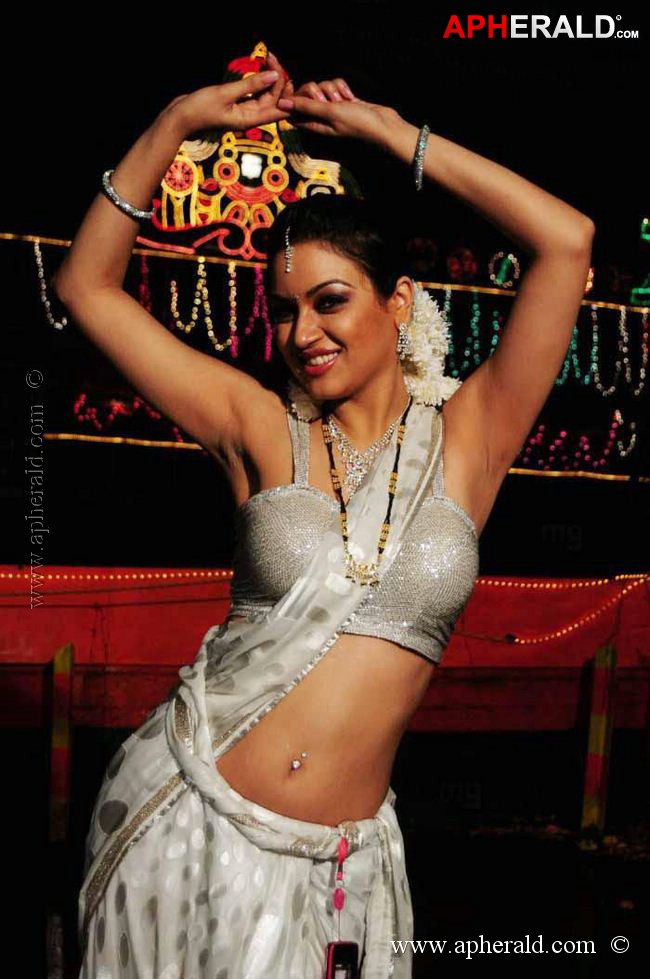 Tollywood Actress Hot Look Pics