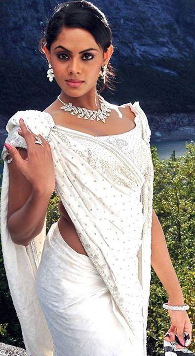Tollywood actress hot saree Photos