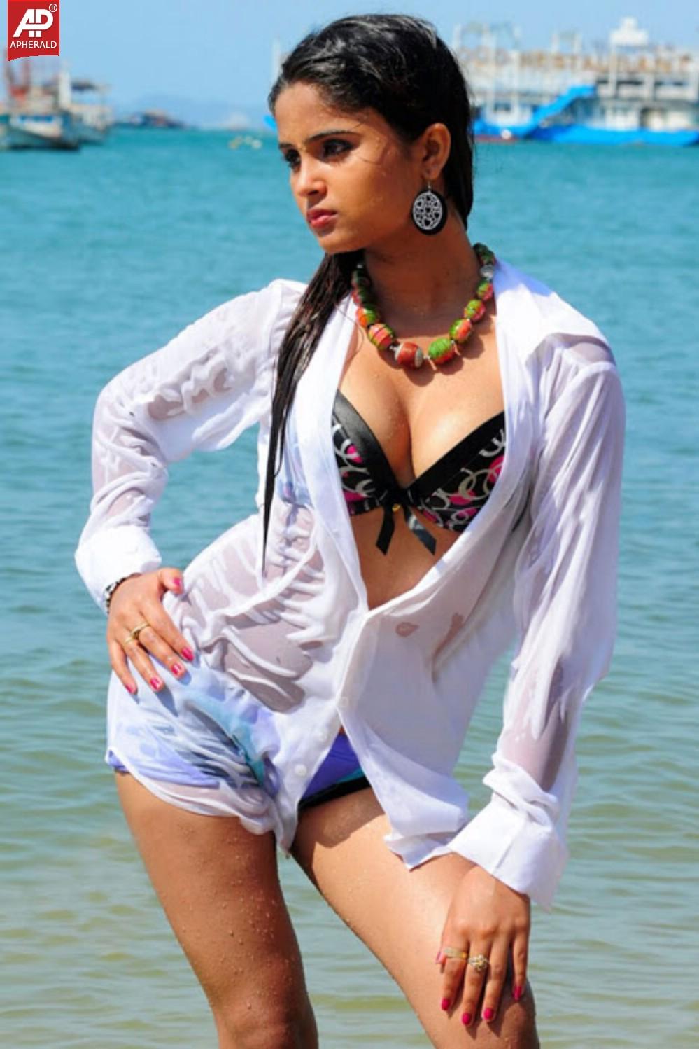 Varsha in Beach Photo Gallery