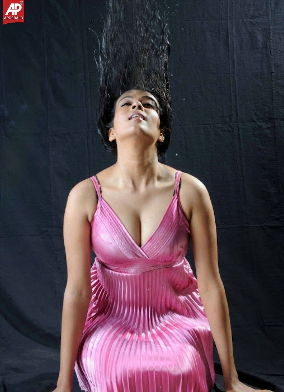 Wet Swati Hot Photos