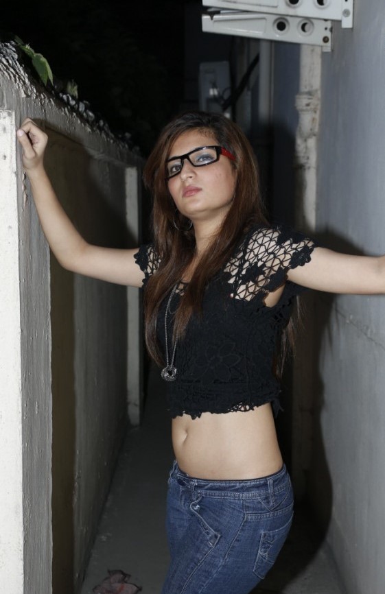 Zara Indian Film Actress Hot Stills