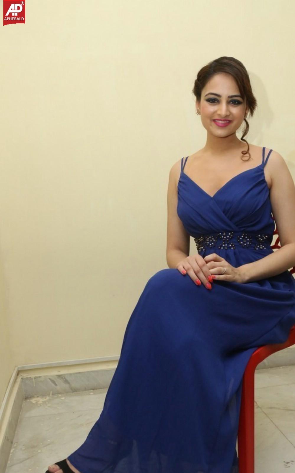 Zoya Afroz Latest Hot Stills