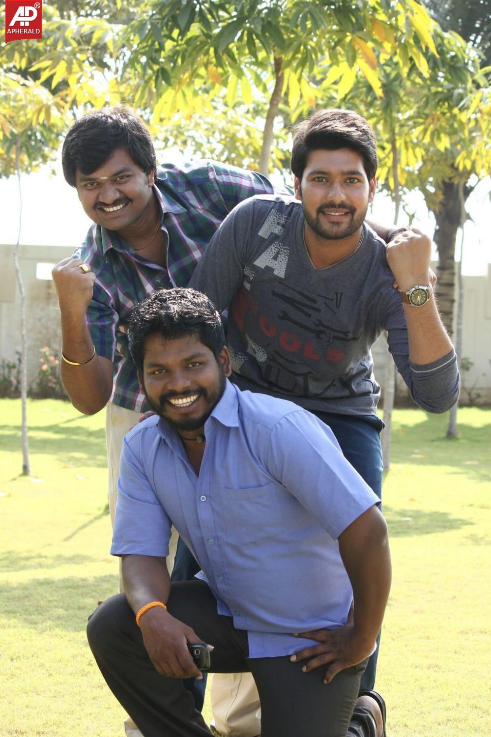 1 Pandhu 4 Run 1 Wicket Movie Stills