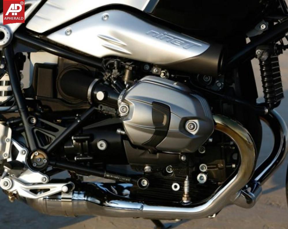 2014 BMW R NINE T Photos