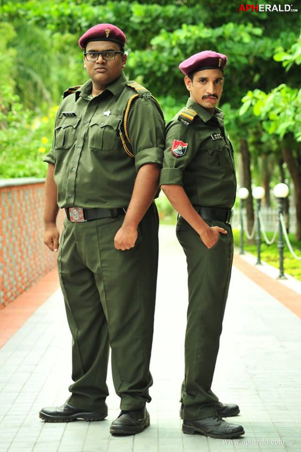 Aa Aiduguru Movie Latest Photos