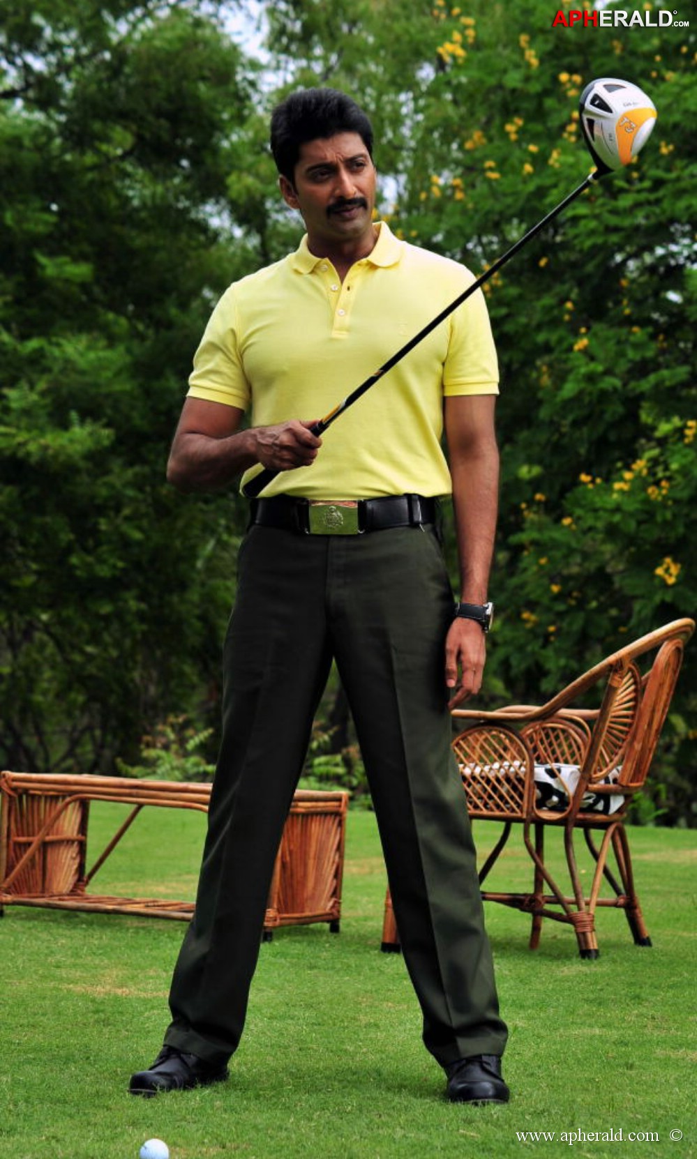 Aa Aiduguru Movie Latest Photos