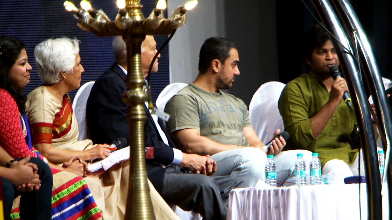 Aamir Khan Joins YGF 2015