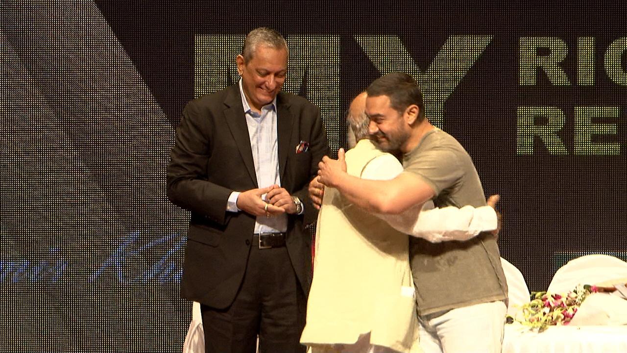 Aamir Khan Joins YGF 2015