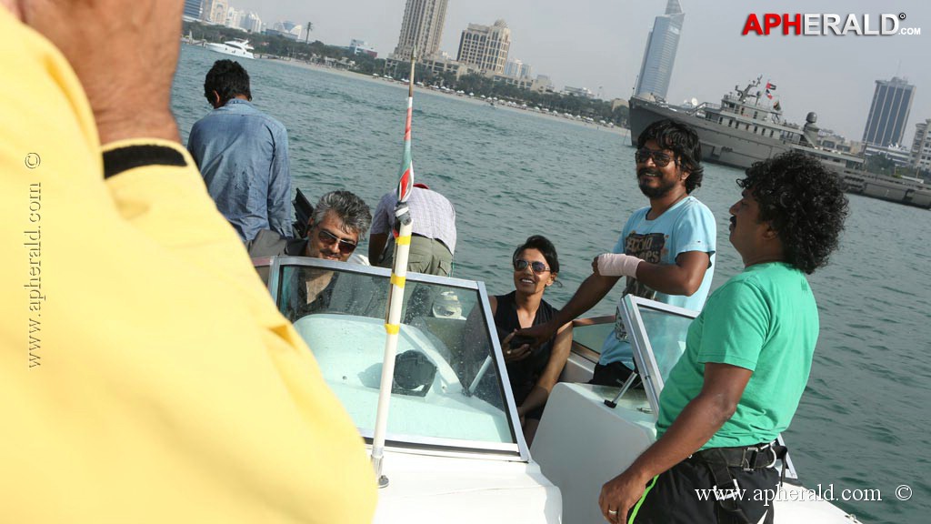 Aarambam Tamil Movie Working Stills