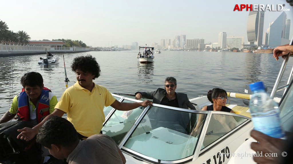 Aarambam Tamil Movie Working Stills