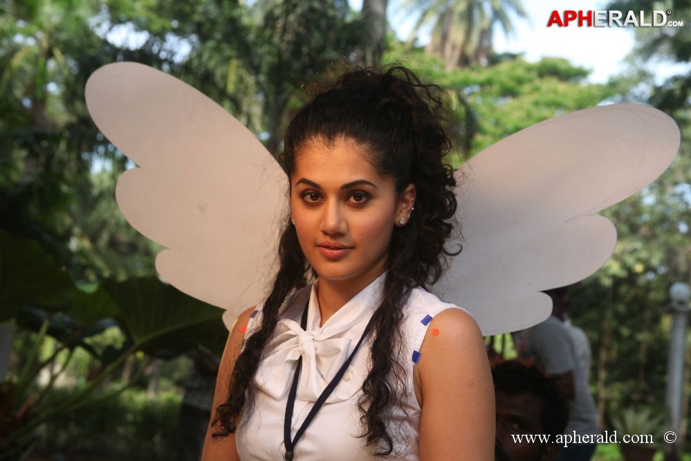 Aata Aarambam Movie Stills