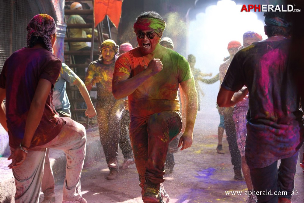 Aata Aarambam Movie Stills