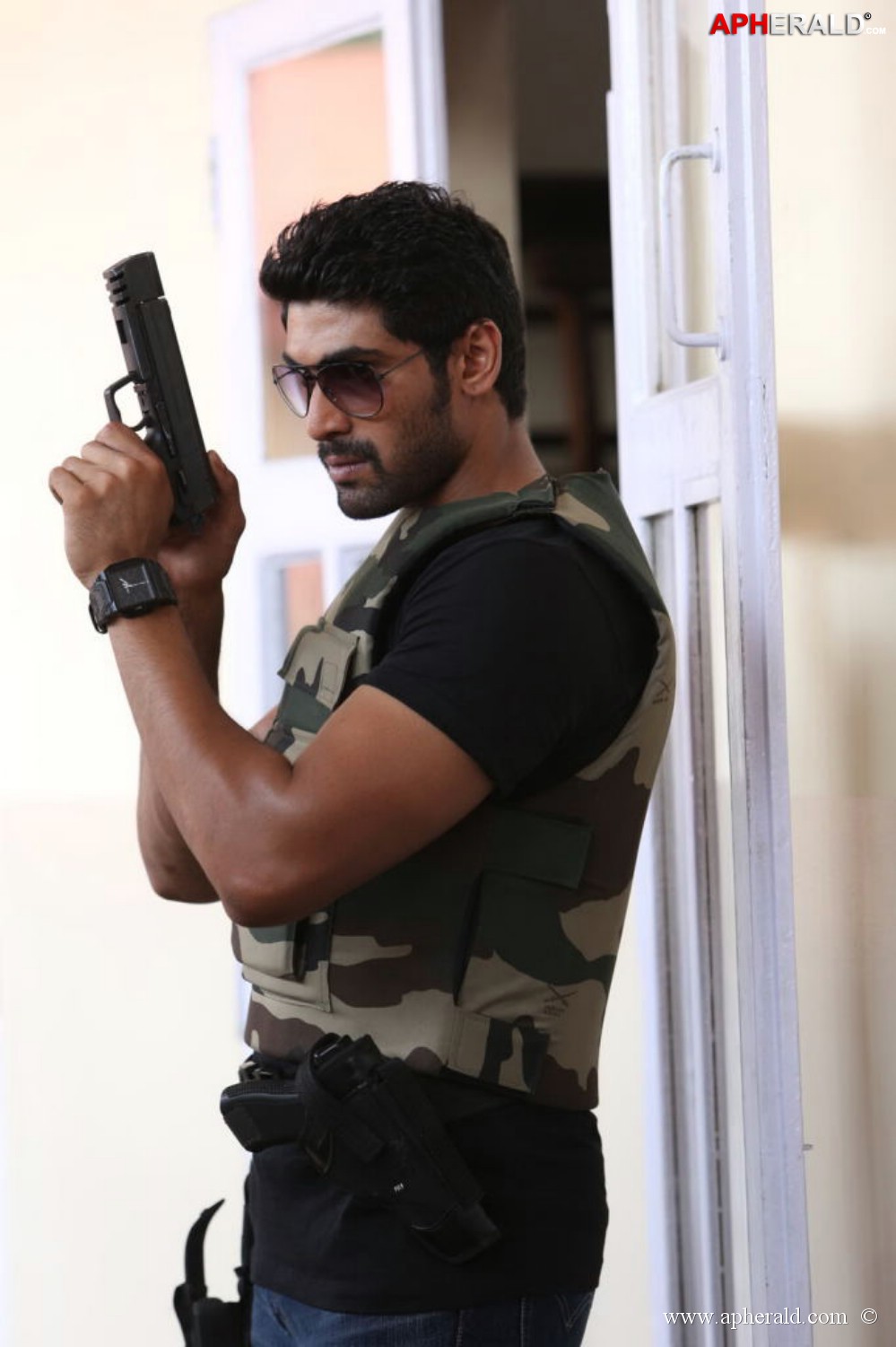 Aata Arrambam Movie Stills