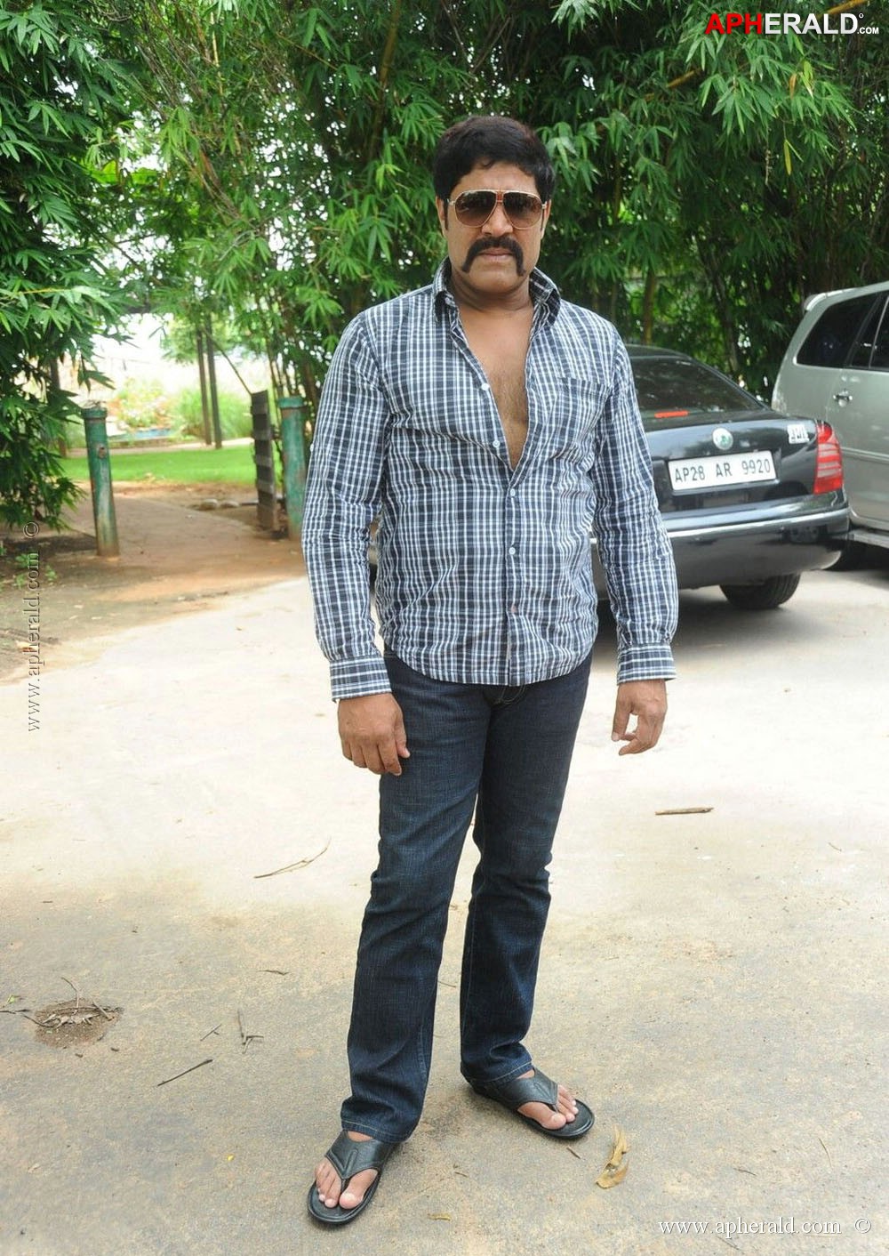Actor Srihari Photos