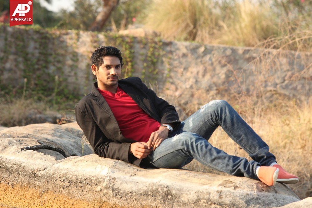 Adee Lekka Movie Stills