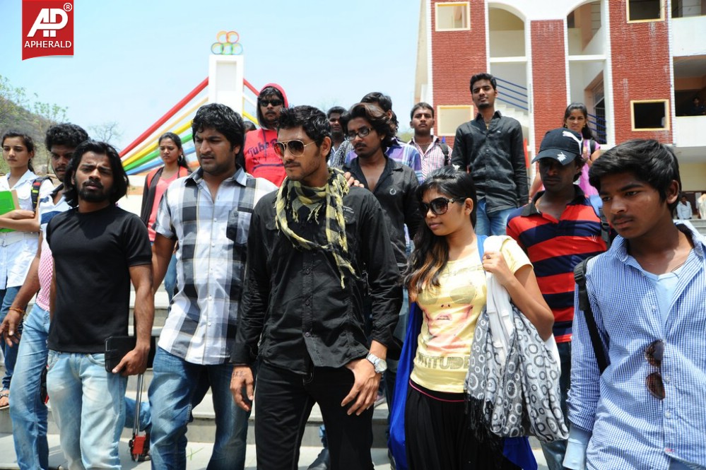 Adee Lekka Movie Stills