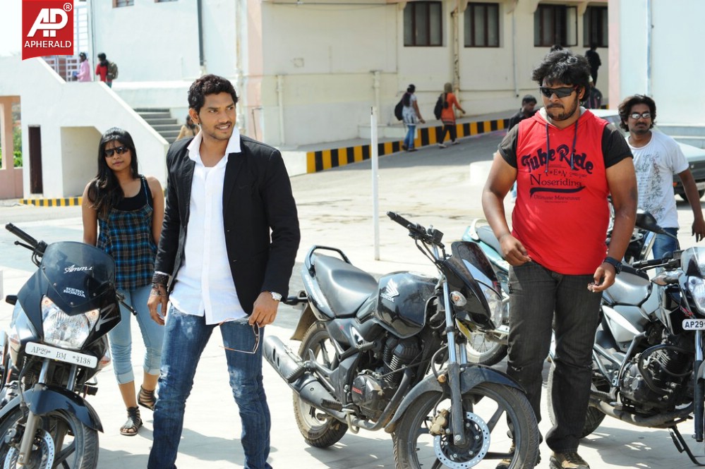 Adee Lekka Movie Stills