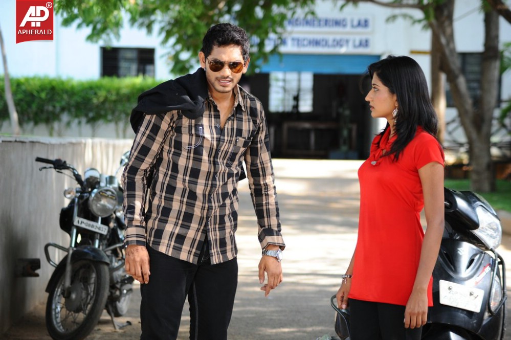 Adee Lekka Movie Stills