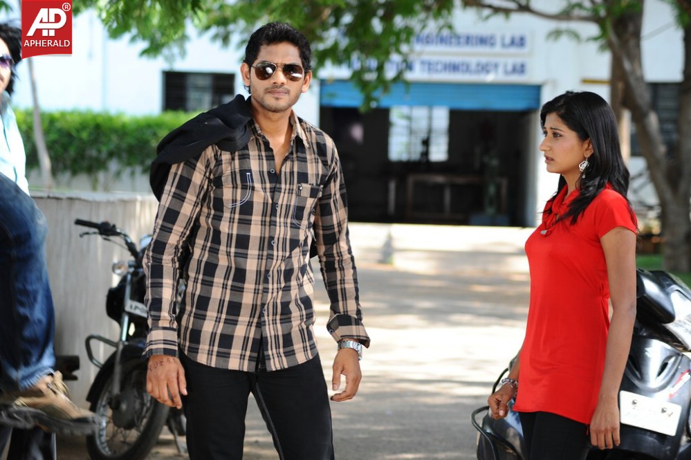 Adee Lekka Movie Stills